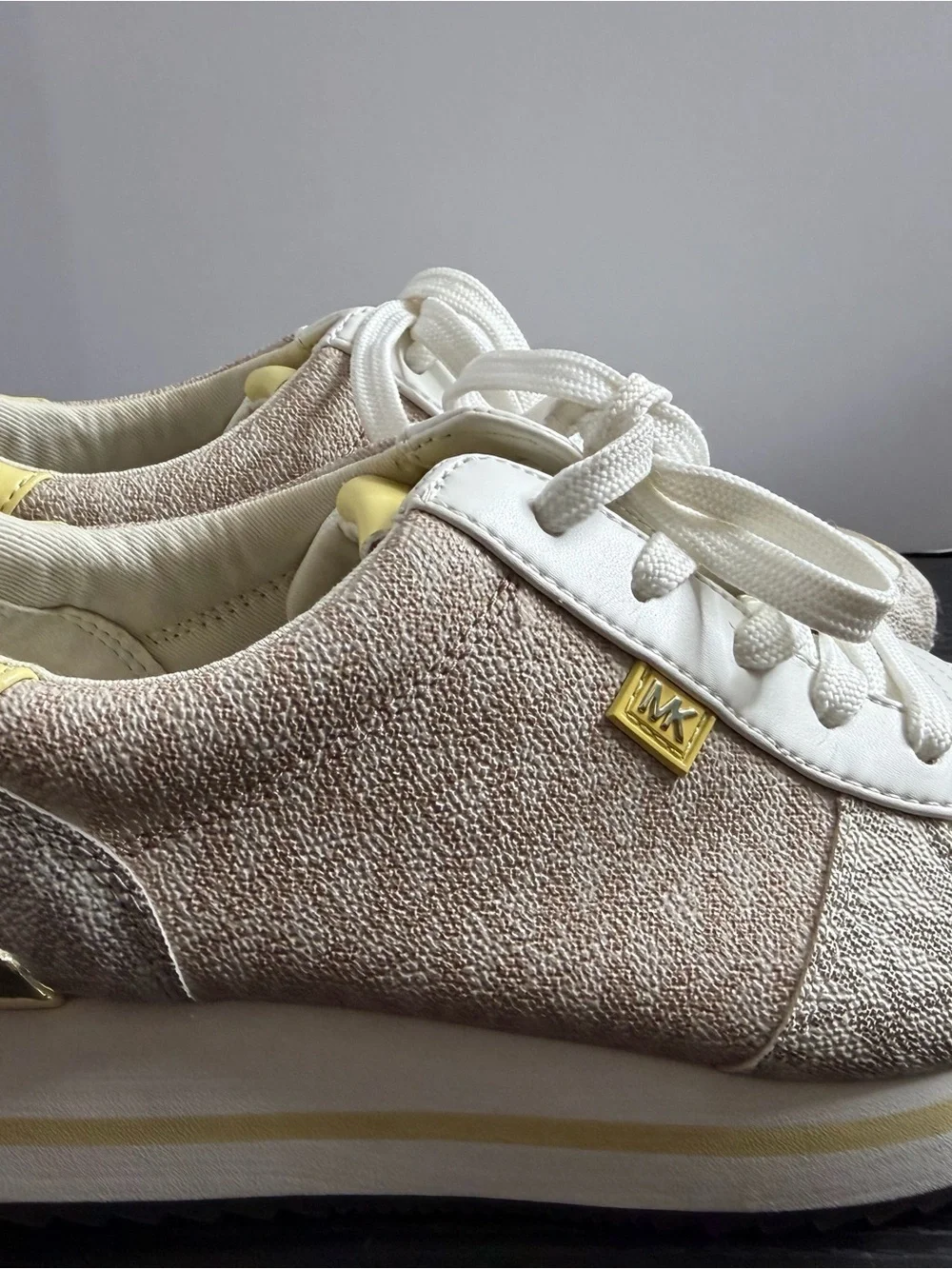 Michael Kors Cream & Yellow Logo-Trim Sneakers
